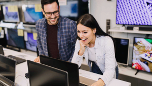 کار با لپتاپ