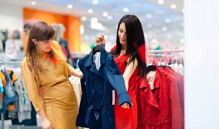 برخورد با مشتری در مغازه 